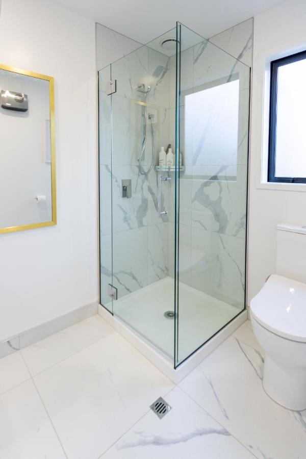 Luxury Escape For 2, Single Level Studio, Papanui Крайстчърч Екстериор снимка