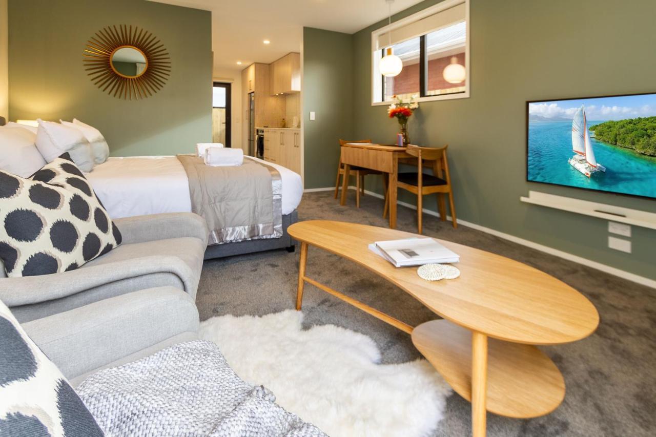 Luxury Escape For 2, Single Level Studio, Papanui Крайстчърч Екстериор снимка